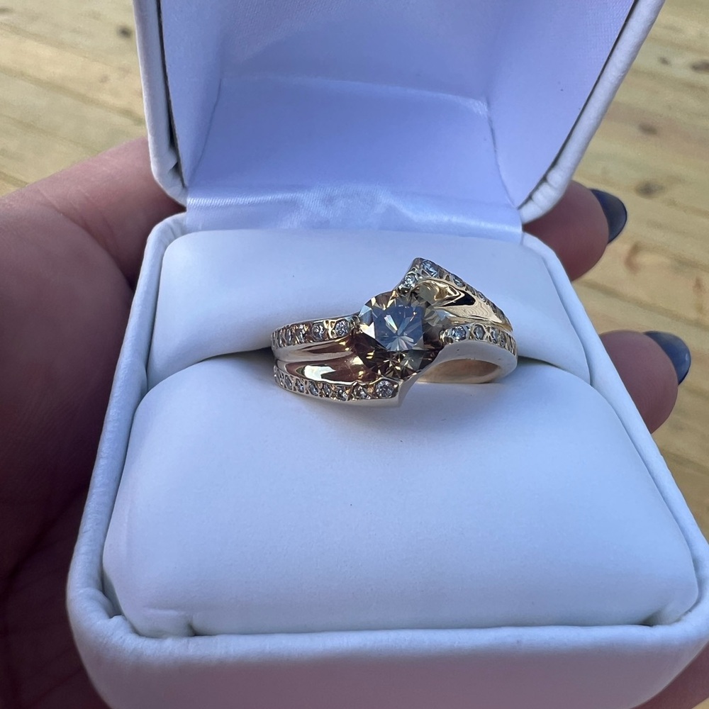 14k natural Chocolate diamond ring